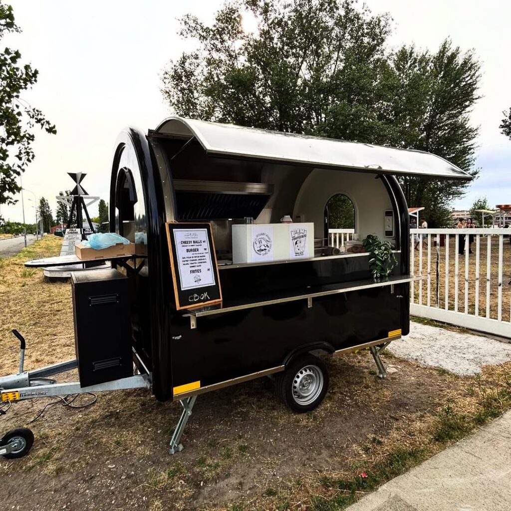 Dam aux Fourneaux — food truck